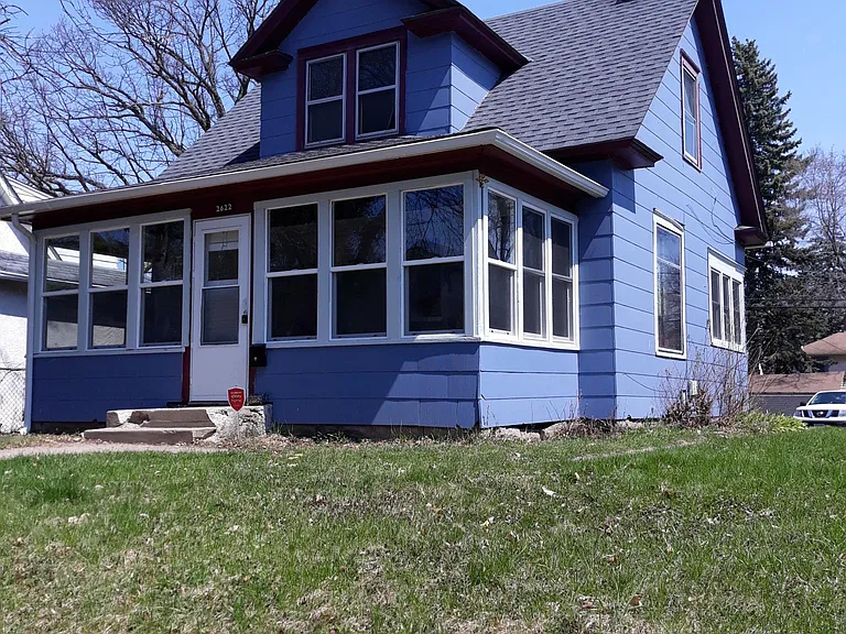 2622 Upton Ave N — Photo 1