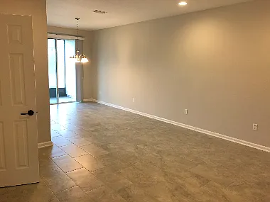 557 Richmond Dr — Photo 12