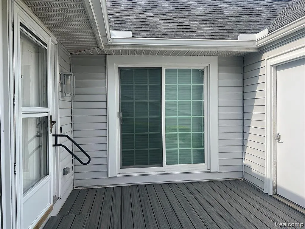 2 bed, 2.0 bath, 1424 sqft, $4,000 — Photo 4