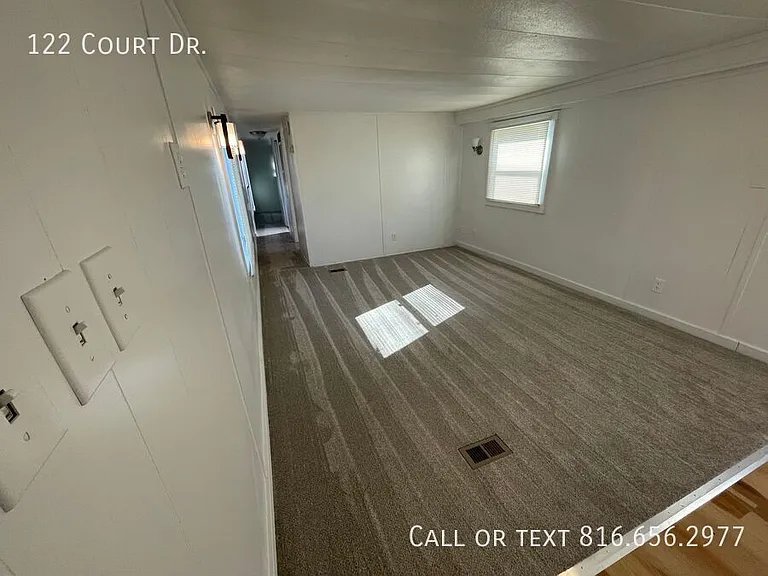 122 Court Dr — Photo 13