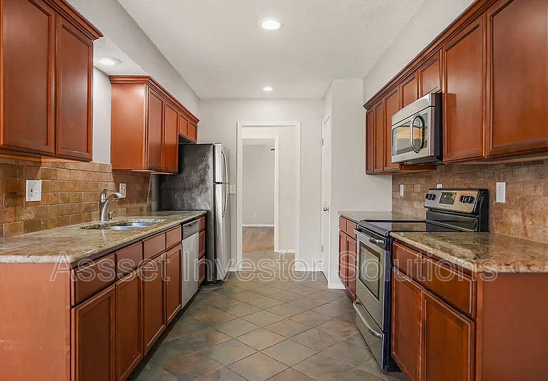 11109 Delmar Ct — Photo 10
