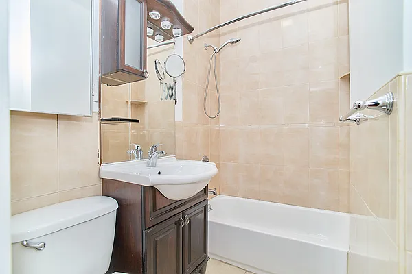 Rented by Living New York | media 14