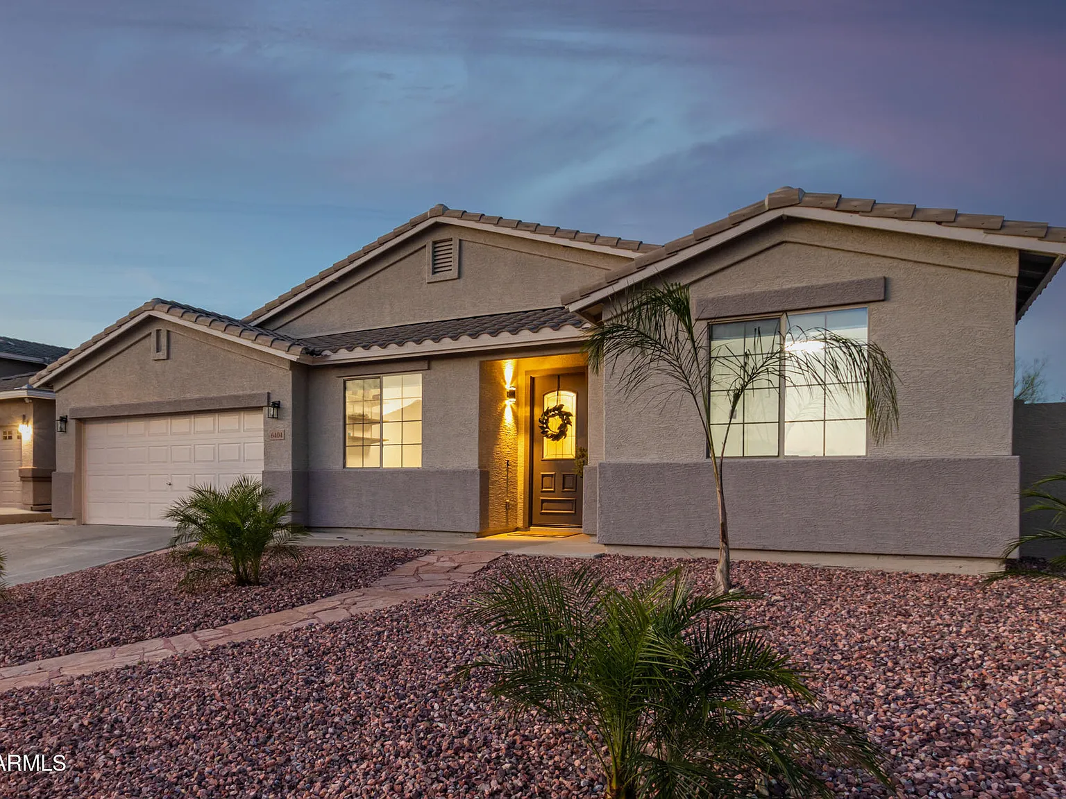 5 bed, 3.0 bath, 2594 sqft, $3,500 — Photo 3