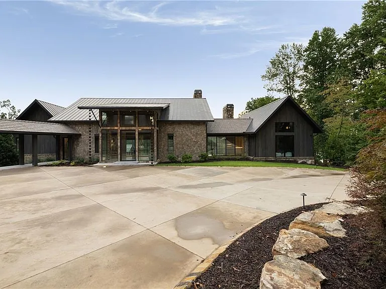 725 Rocky Point Dr — Photo 23