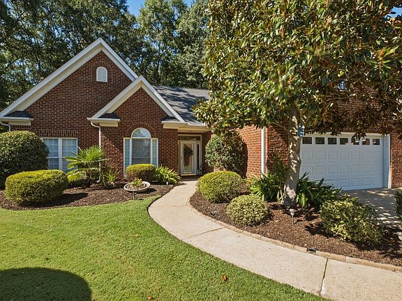 2nd image of 21 Windmill Way