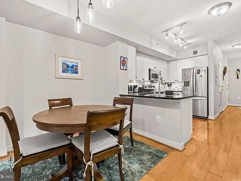 631 D St NW #845 — Photo 10