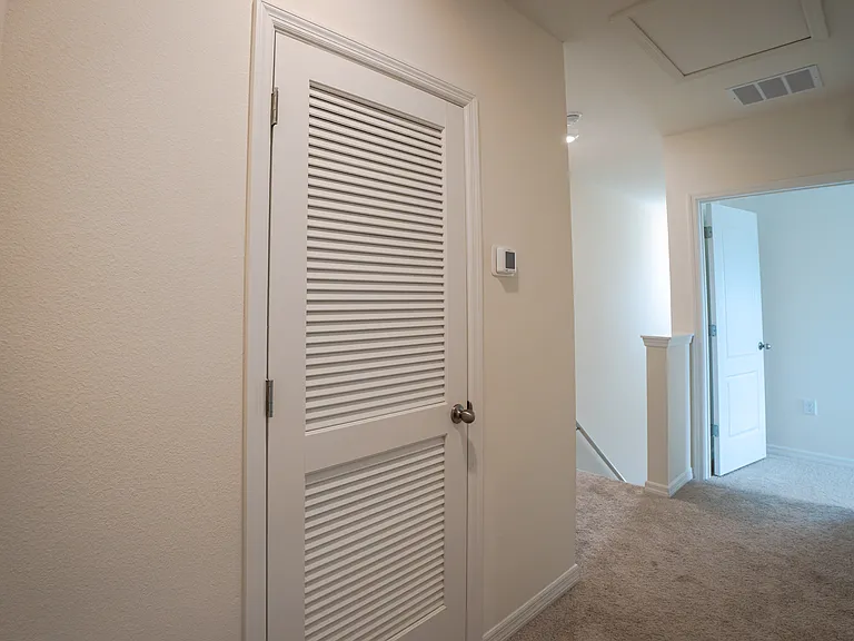 2331 Gifford Dr — Photo 8