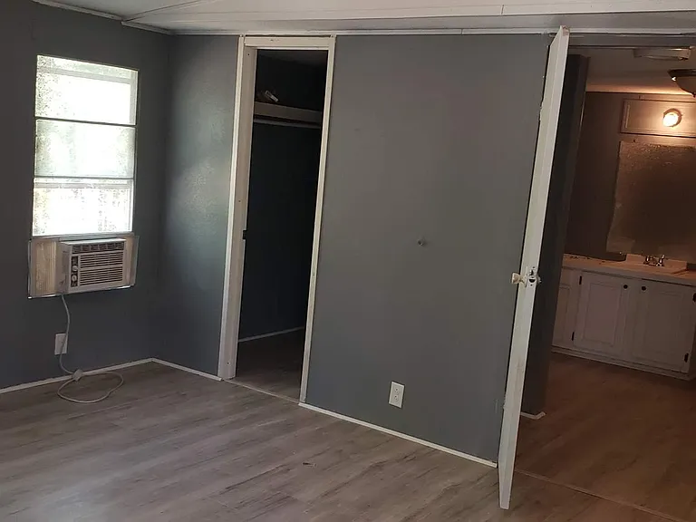 315 The Oil Rd — Photo 10