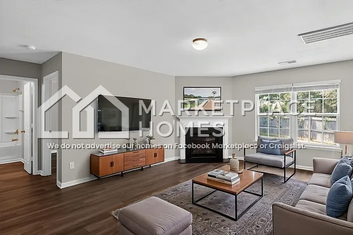 401 Feather Site Ct — Photo 8