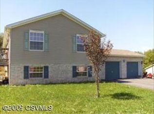 1 Ashlee Ln, Danville, PA 17821