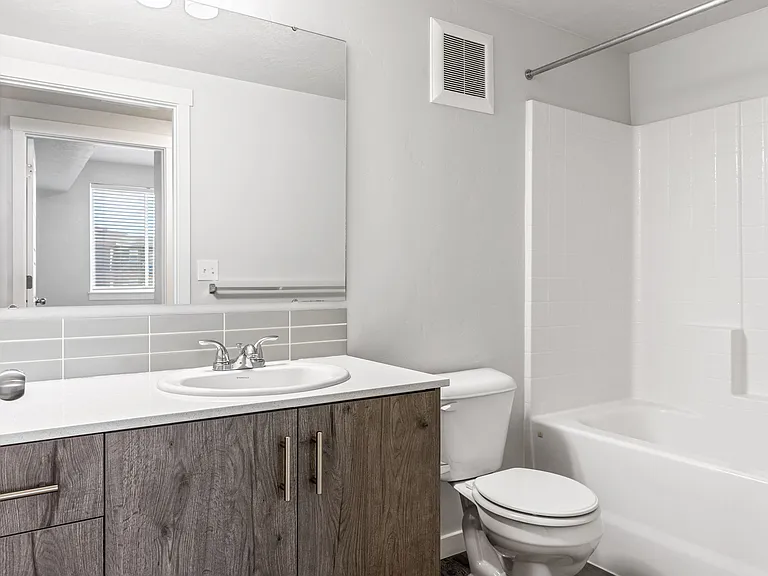 Northview Apartment Homes — Photo 21