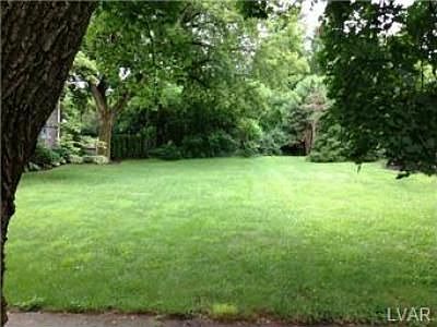 1st image of 718 N 30th St