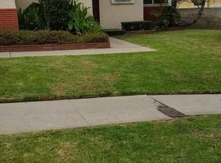 2319 W 102nd St, Inglewood, CA 90303