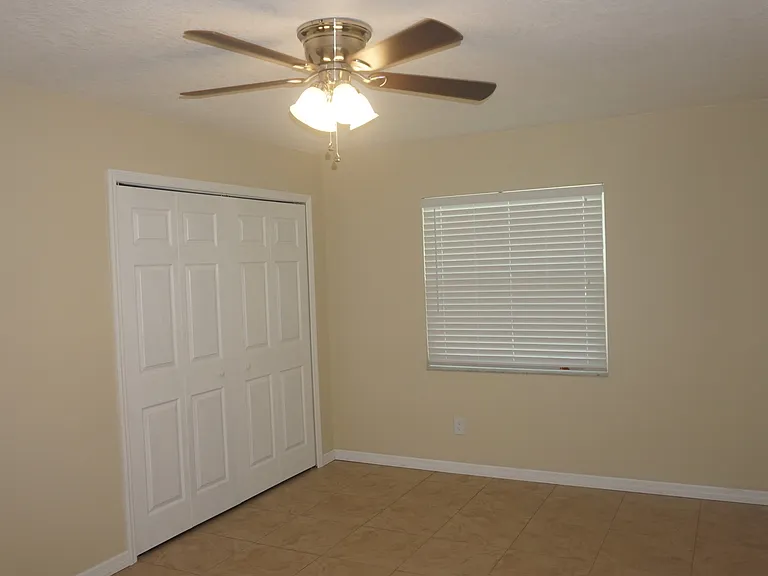 213 Foxwood Dr — Photo 13