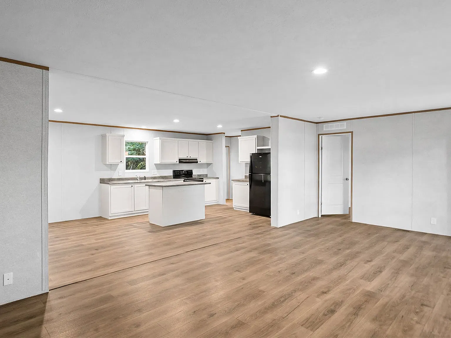 3 bed, 1493 sqft, $1,600 — Photo 4