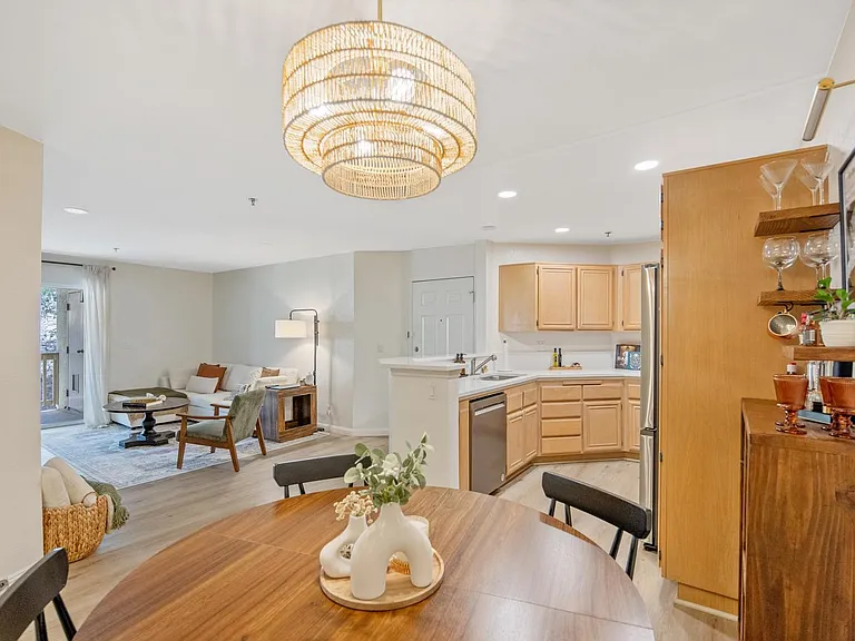 5837 Oak Bend Ln #310 — Photo 7