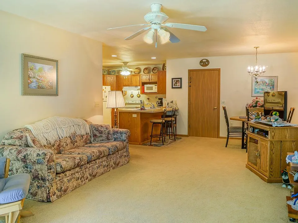 Great room towards Kitchen