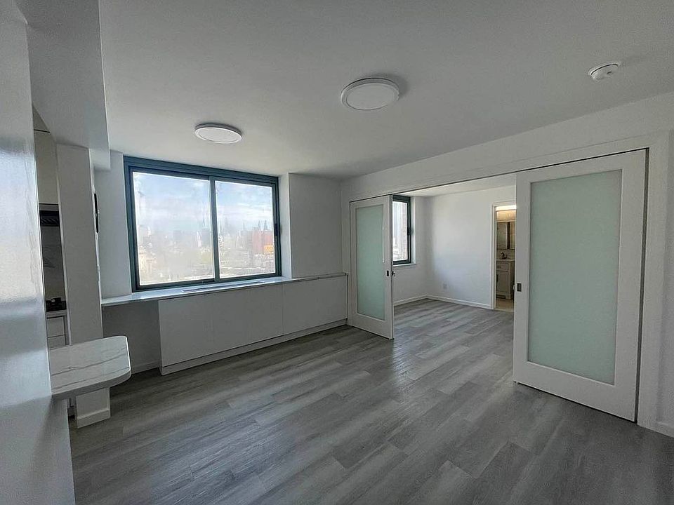 1st image of 60 Henry St APT 13E