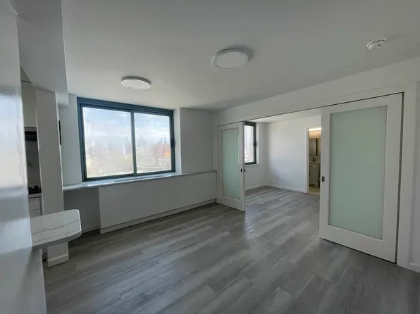 60 Henry St APT 13E, New York, NY 10002