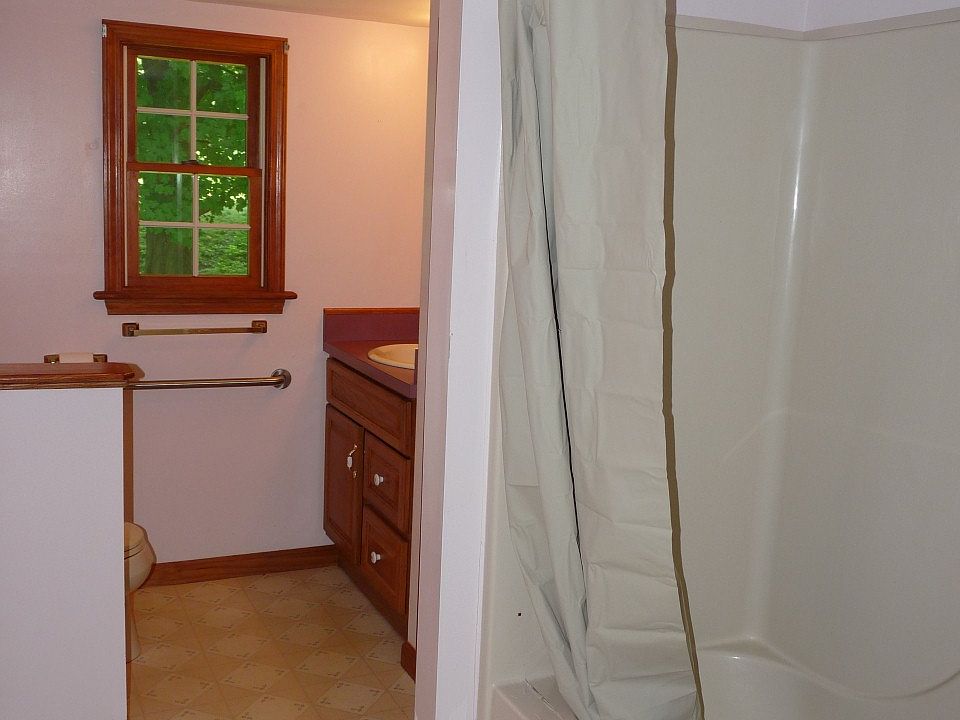 2nd image of 34 Brookside Park Rd
