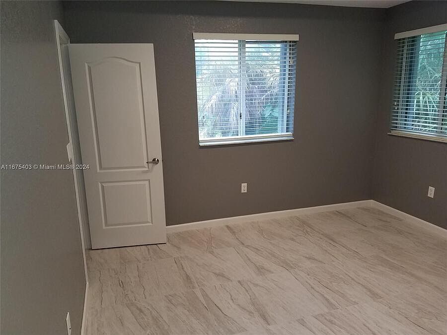 1st image of 21201 NW 14th Pl APT 118