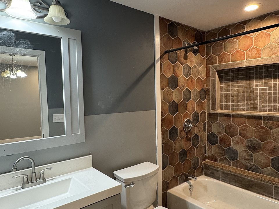 1st image of 3712 E Washington St #2