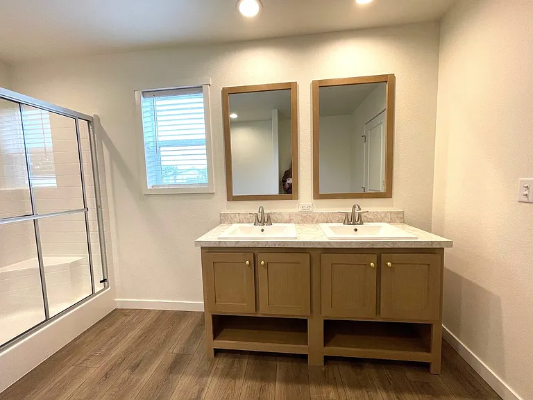 609 Mildred St — Photo 34