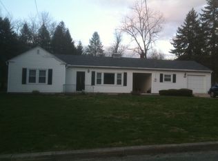 647 Franklin St, Bowmanstown, PA 18030