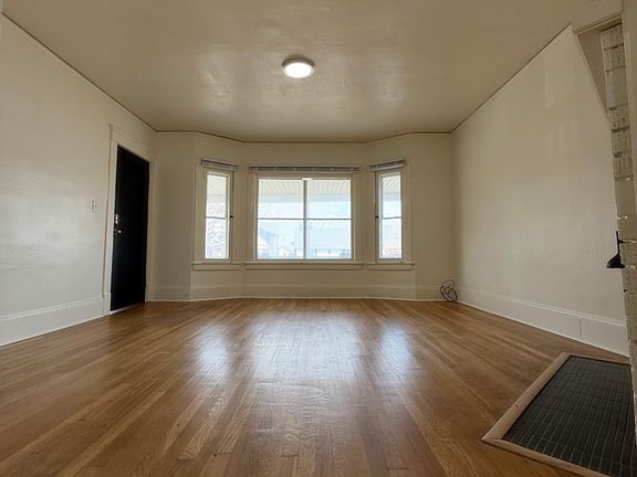 3rd image of 1323 W 102nd St #2