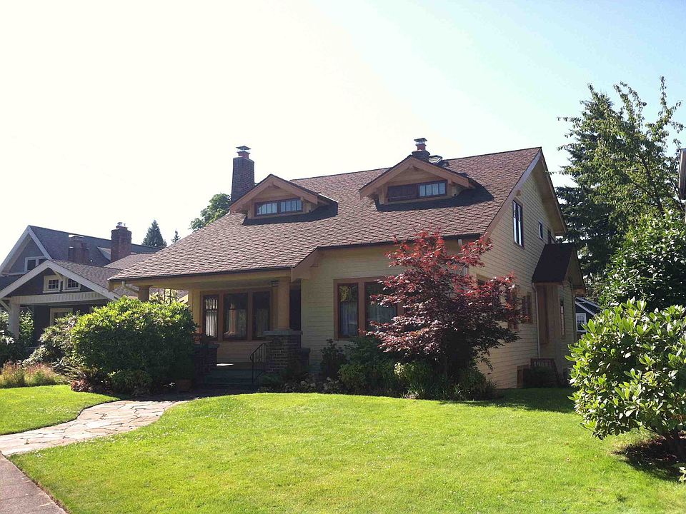 2nd image of 1715 NE Naomi Pl
