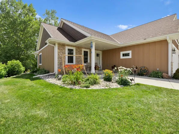 6996 Barney COURT, West Bend, WI 53090