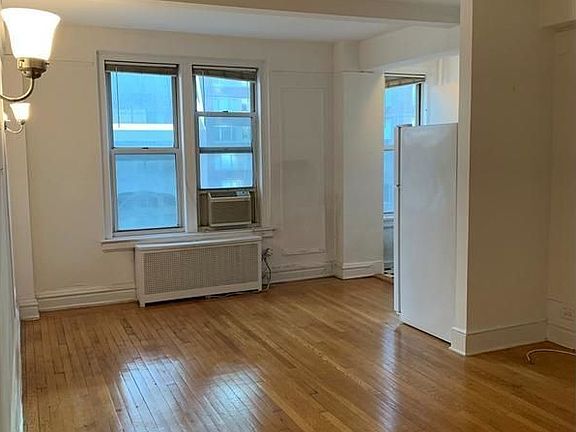 2nd image of 309 W 57th St APT 1103