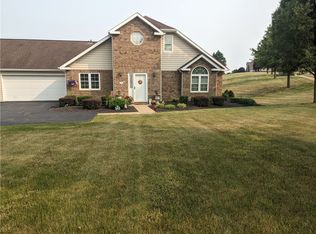 88 Nicholas Dr, Beaver, PA