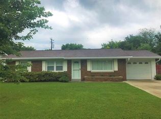 901 Marywood Dr, Henderson, KY 42420