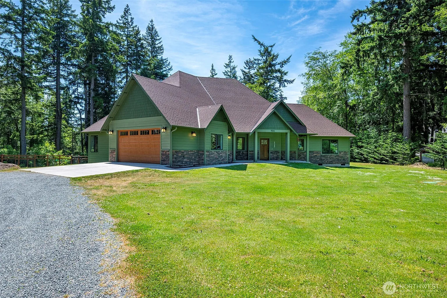 1566 Deer Ridge Road photo 1