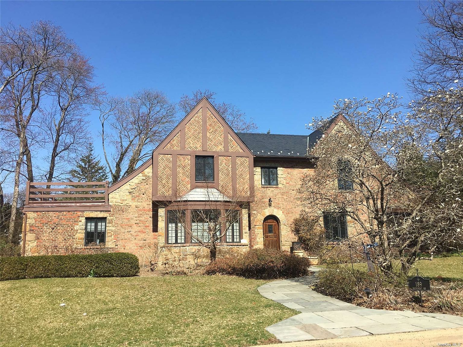 189 Rockcrest Rd, Manhasset, NY 11030 Zillow