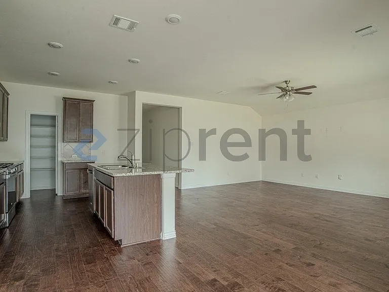 3412 Riverlawn Dr — Photo 9