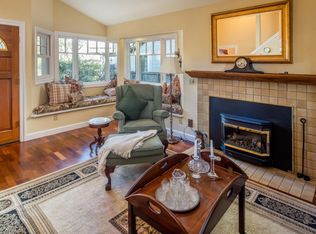 811 Day Cir, Pacific Grove, CA 93950