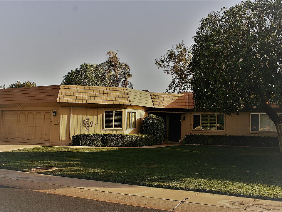 1st image of 10301 W Pineaire Dr