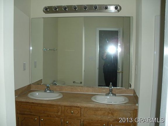 5th image of 3800 N8 E Vancroft Cir