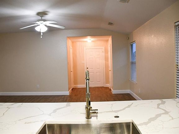 4th image of 9322 Cold River Ct