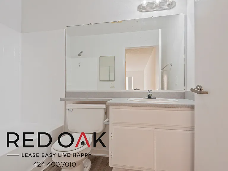 2724 Abbot Kinney Blvd #215 — Photo 18