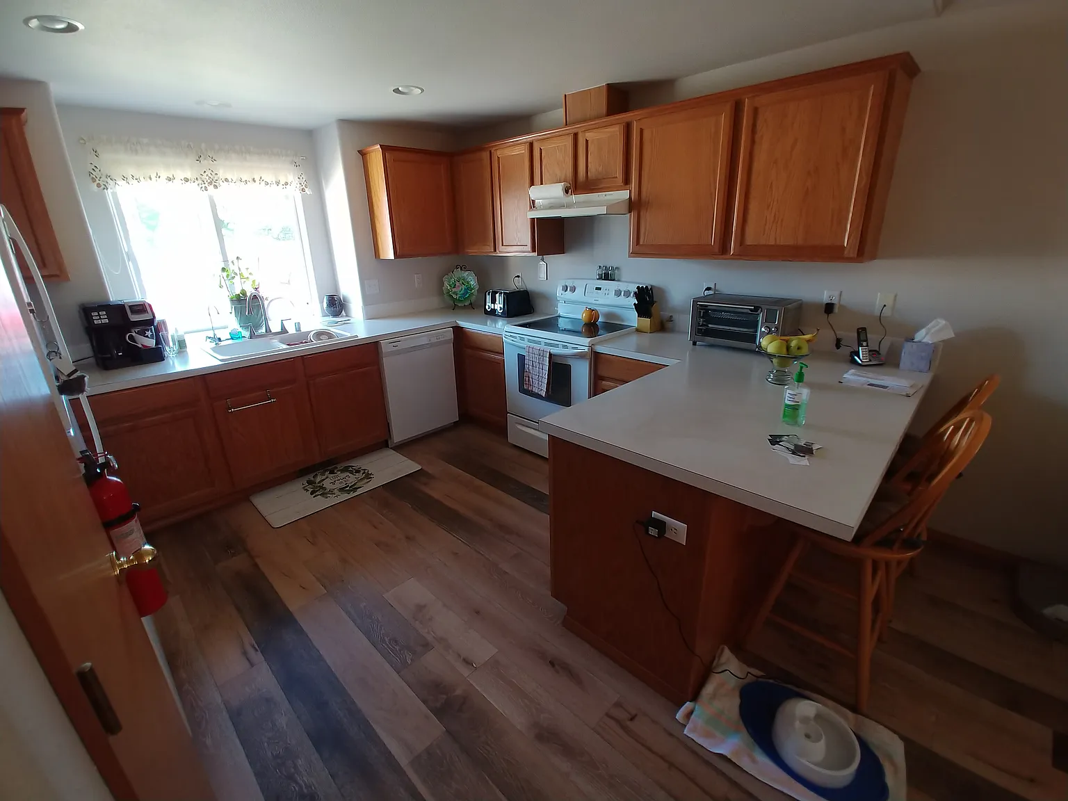 3 bed, 1328 sqft, $850 — Photo 3