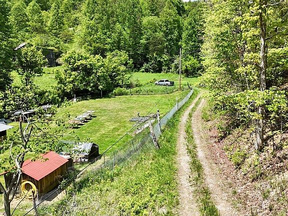 3rd image of 99 Cold Fork Rd