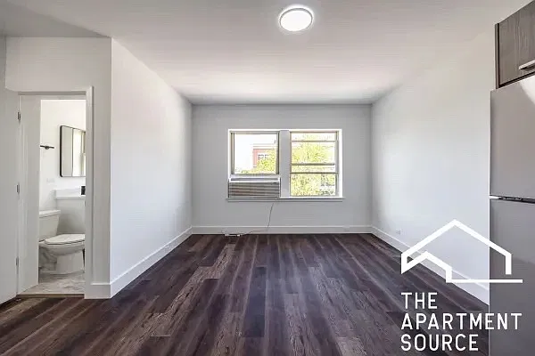 2 bed, 850 sqft, $2,595 — Photo 4