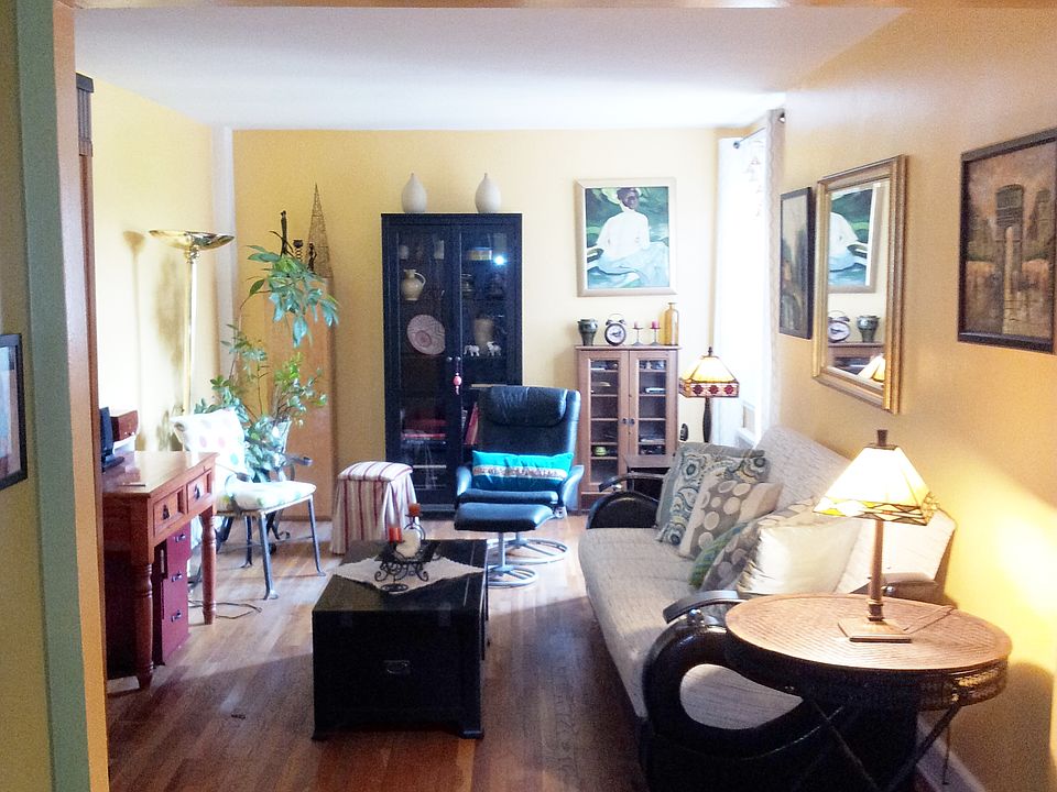 Spacious L R