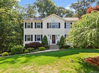47 Autumn Ridge Rd, Shelton, CT 06484