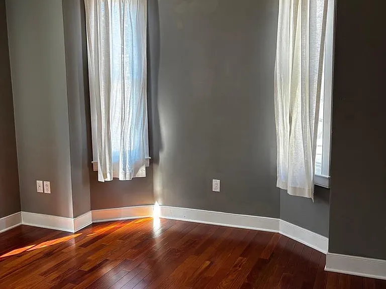 2031 Pine St #302 — Photo 13