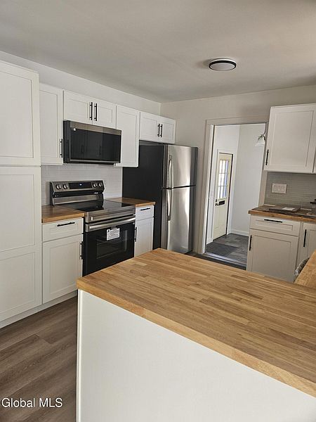 5th image of 138 Willow Lane