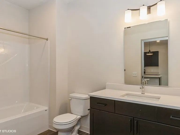 Green Park Apartment Living — Photo 5